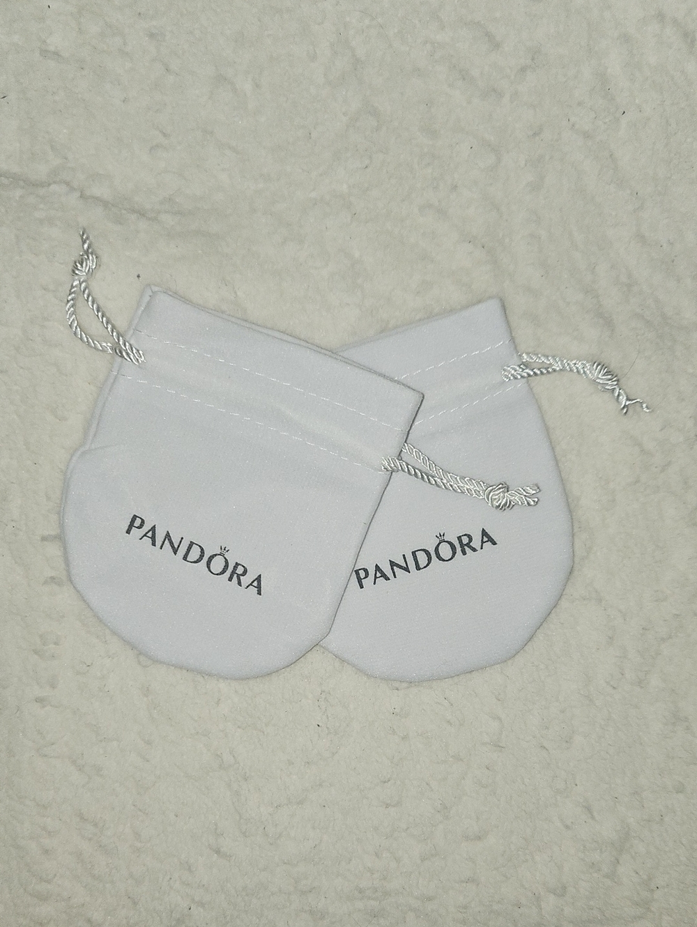 Pandora White Velvet Jewelry Pouches – Pair